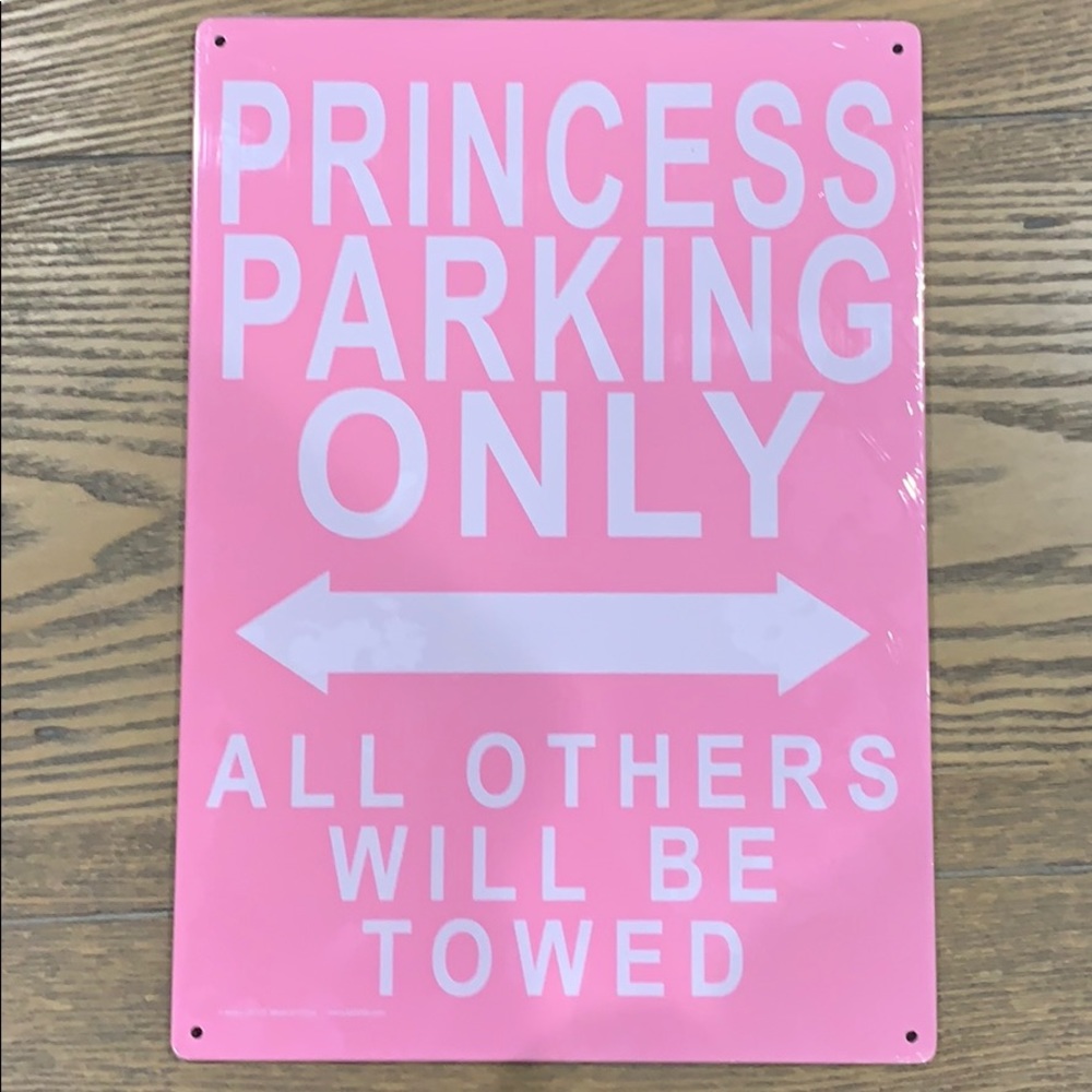 Princess sign
